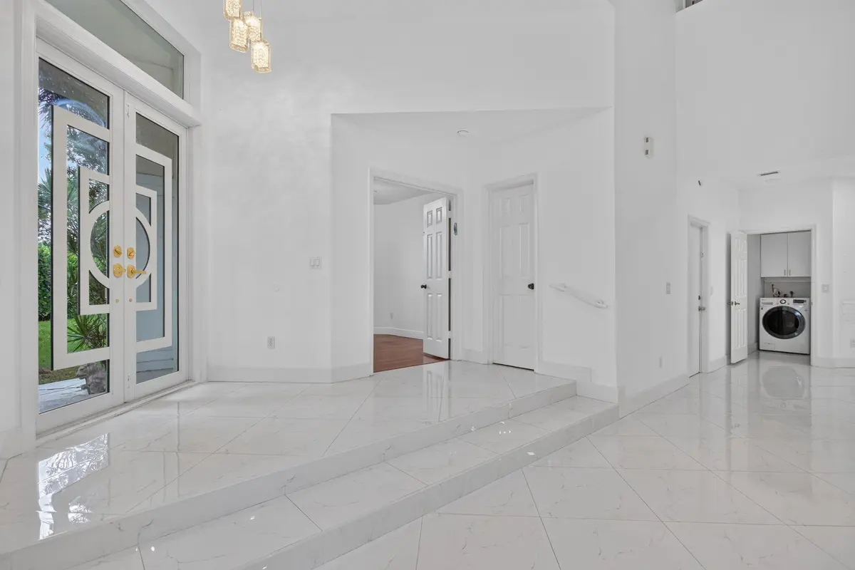 11-web-or-mls-7087-4429 at 7087 NW 78th Place, Parkland