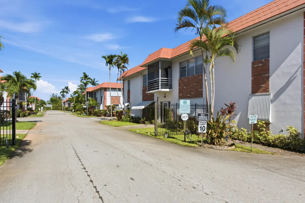 6__dsc8423 at 3550 NW 8th Avenue 812, Pompano Beach