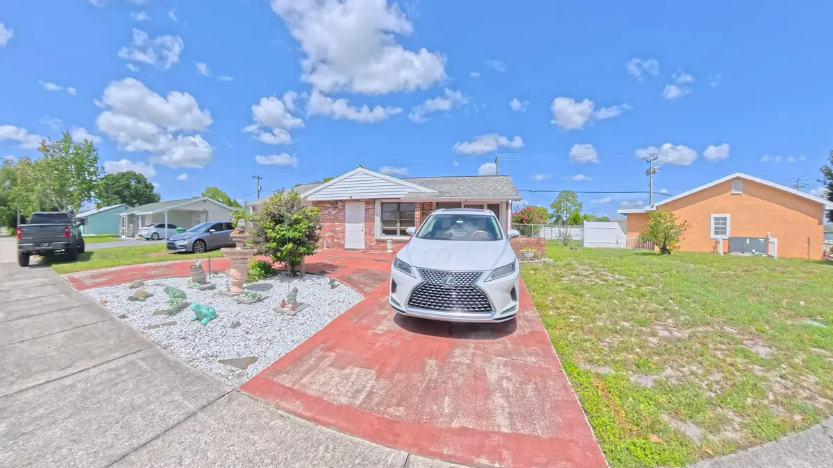 Front II at 372 NW Airoso Boulevard, Port St. Lucie