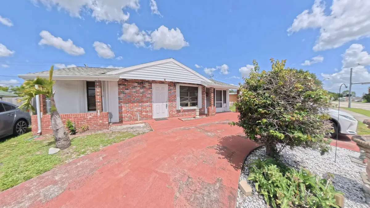 Primary Front at 372 NW Airoso Boulevard, Port St. Lucie