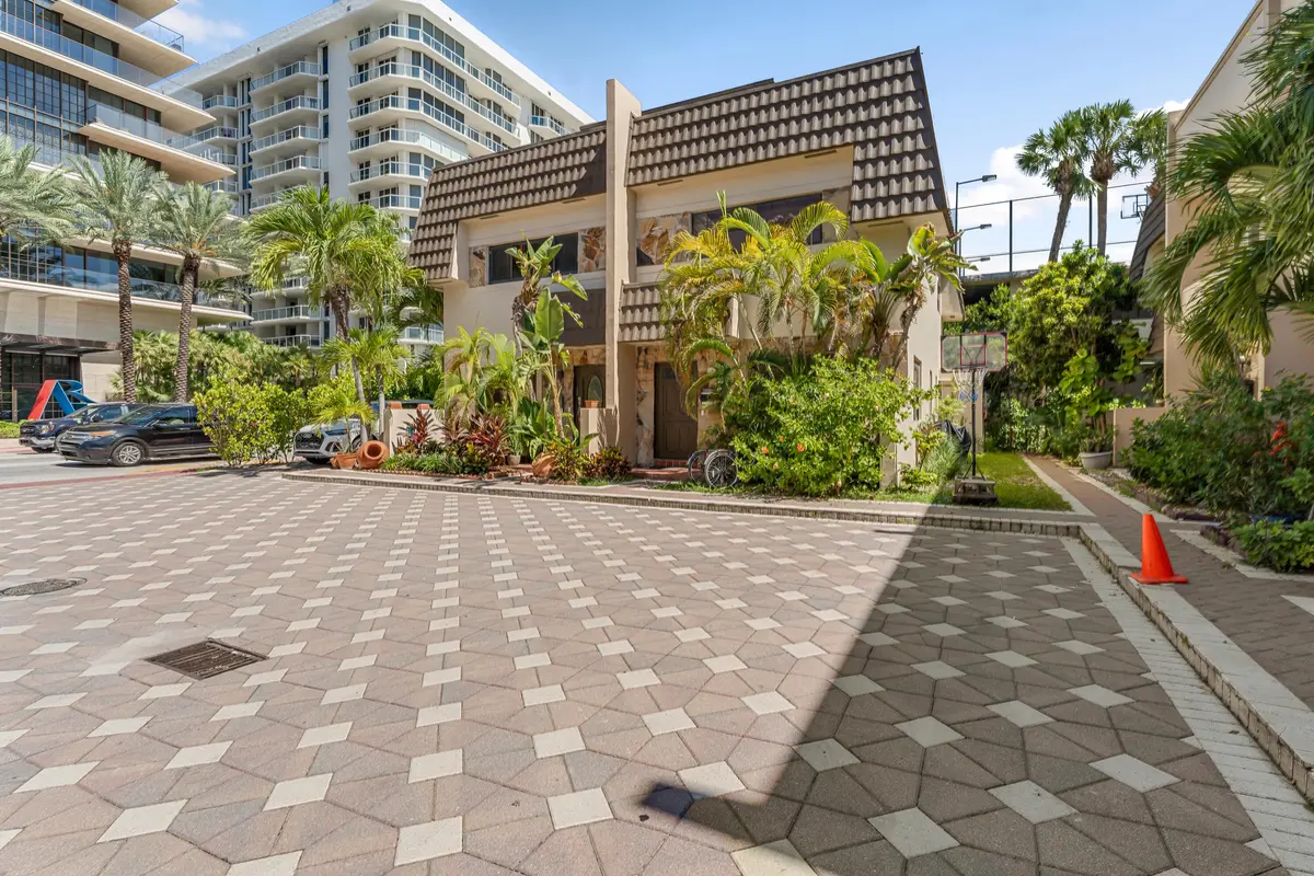 dsc04619-dsc04623 at 8956 Collins Avenue 4, Surfside