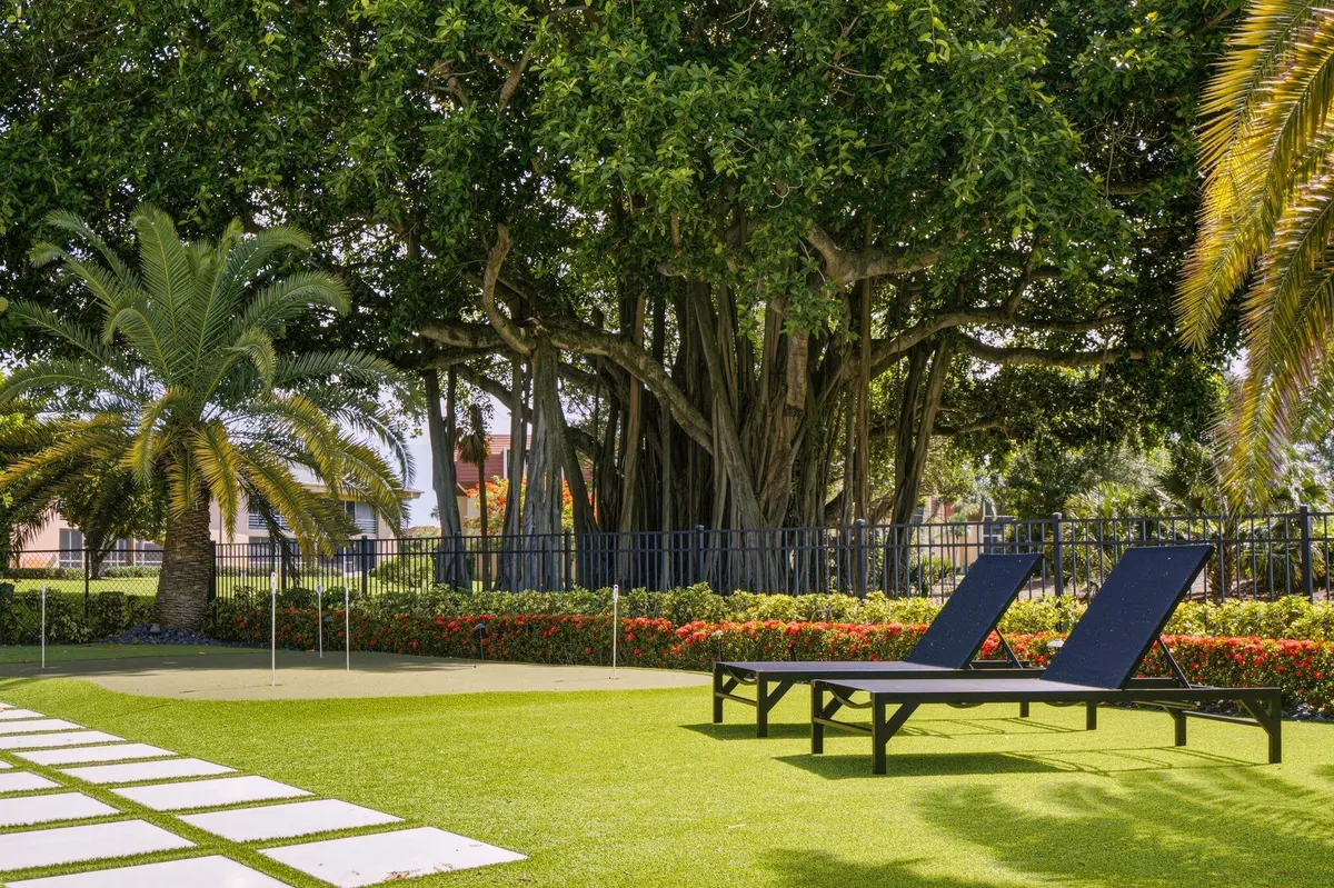10720 Ave of the PGA Palm Beach Gardens at 10720 Ave Of The Pga, Palm Beach Gardens