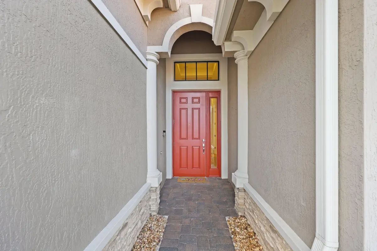 Entry at 12100 Kalmar Circle, Parkland