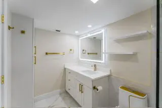 2005 Granada Drive B3, Coconut Creek, FL – photo 8