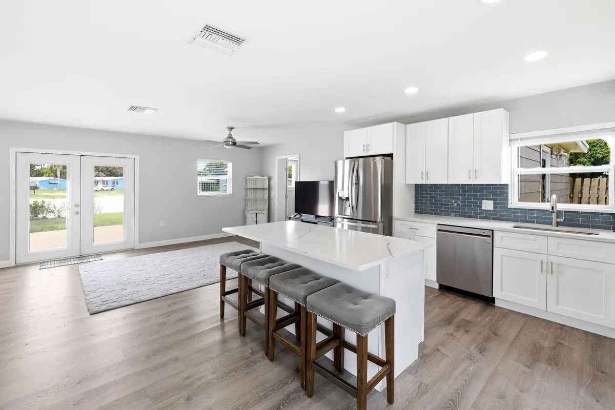 Kitchen at 225 SE Airoso Boulevard, Port St. Lucie