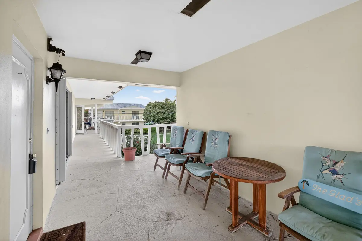 5-web-or-mls-699A7271 at 2755 NE 28th Avenue E2, Lighthouse Point
