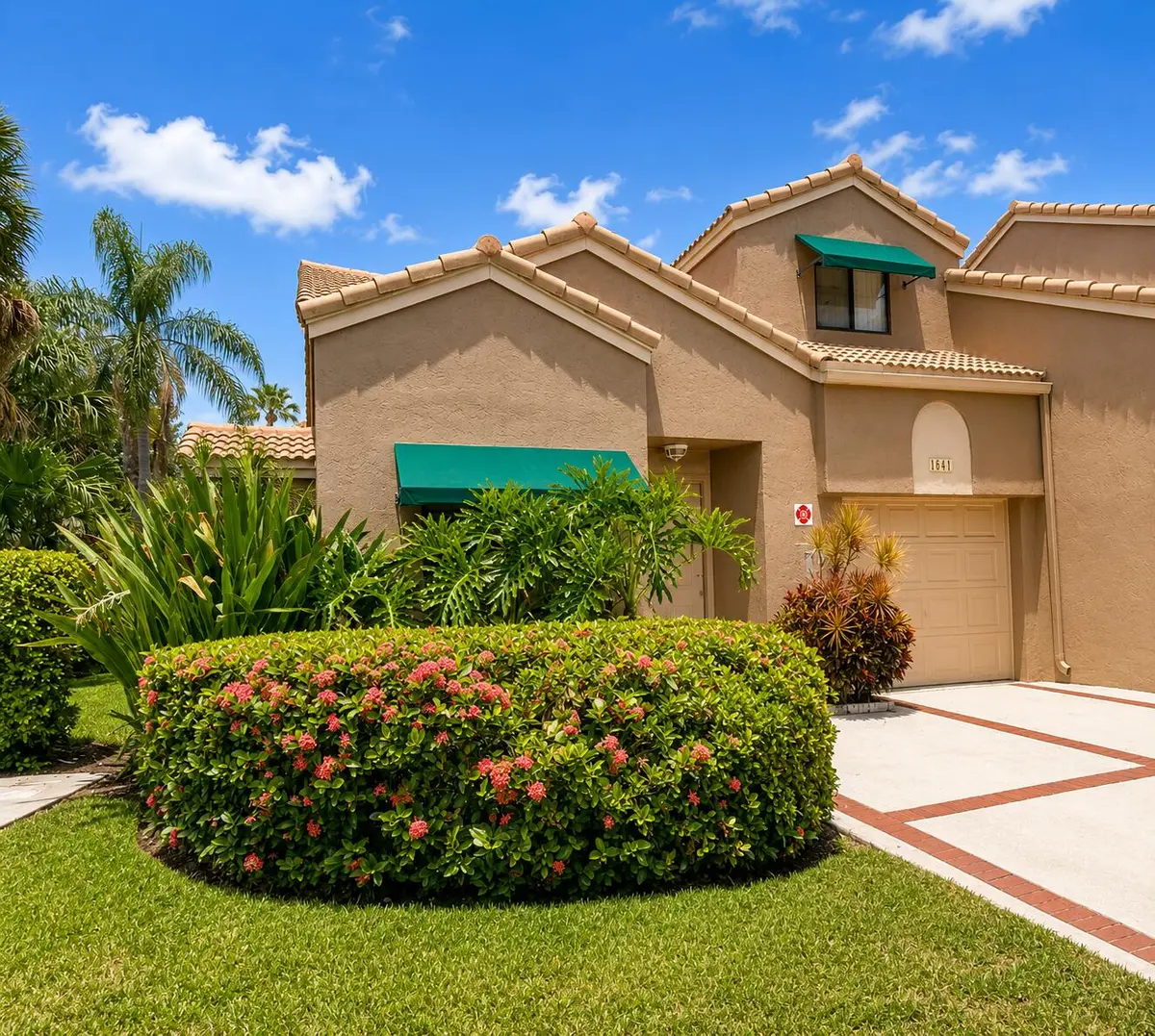front at 1644 Cypress Pointe Drive 1-9, Coral Springs