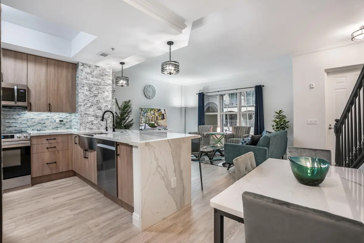 Open concept at 2609 NE 14th Avenue 114, Wilton Manors
