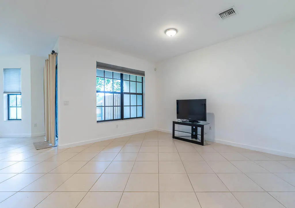 20251004-10283 Wellington Parc Drive-003 at 10283 Wellington Parc Drive, Wellington