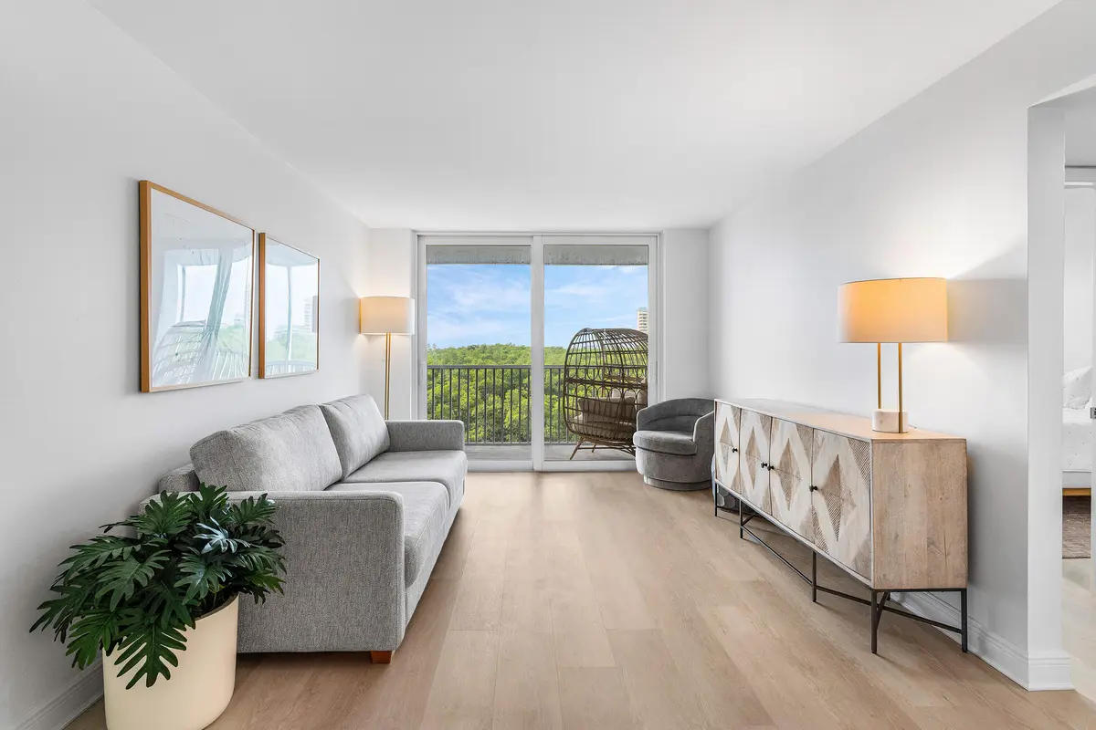 Living Room at 689 NE 6th Court 4050, Boynton Beach
