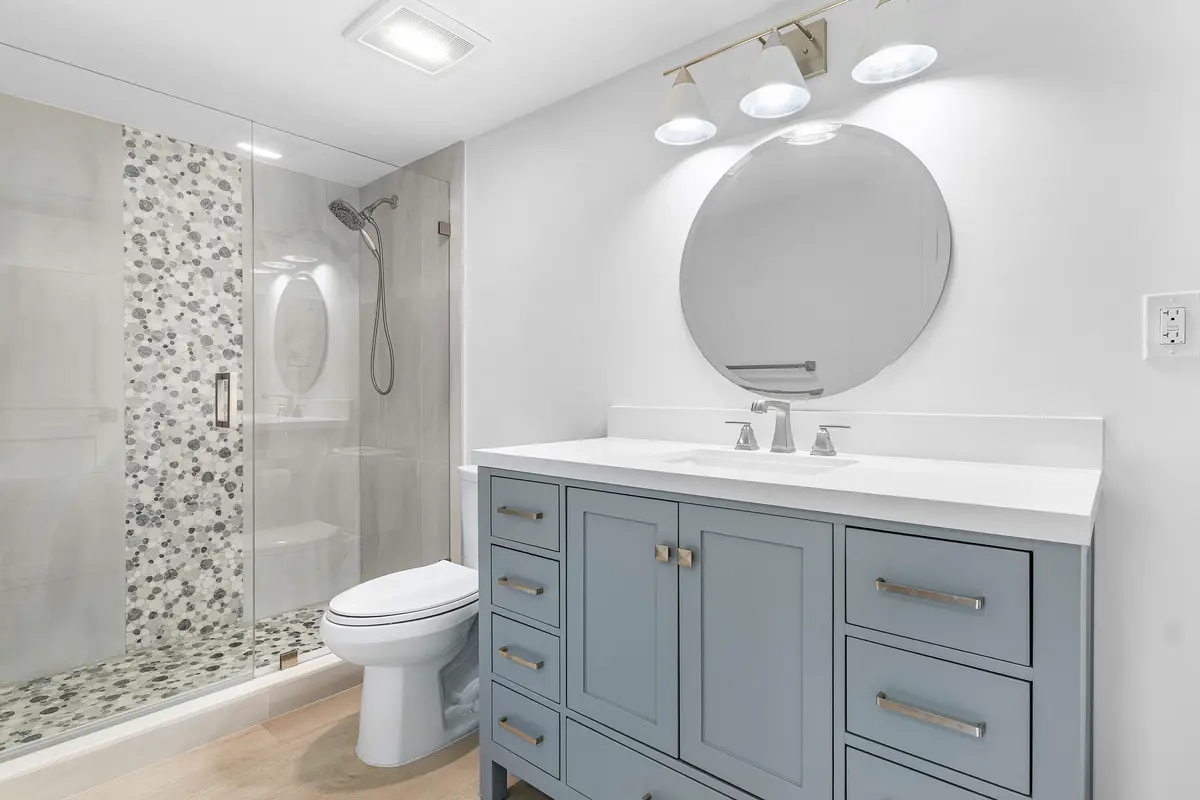 Bathroom at 689 NE 6th Court 4050, Boynton Beach