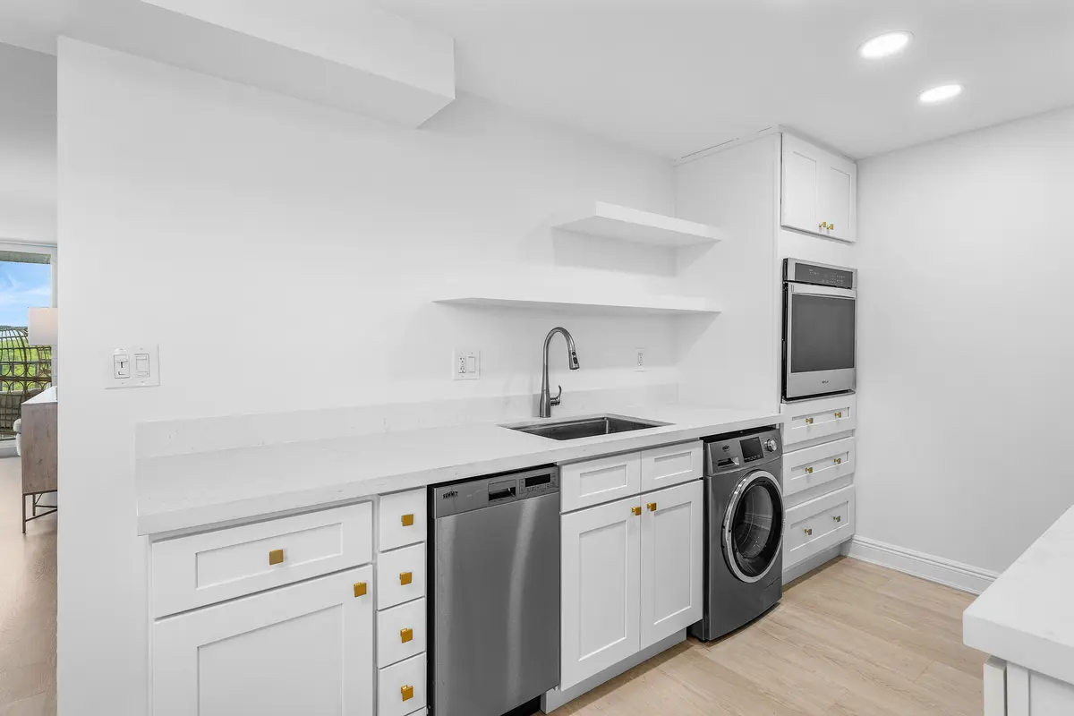Kitchen at 689 NE 6th Court 4050, Boynton Beach