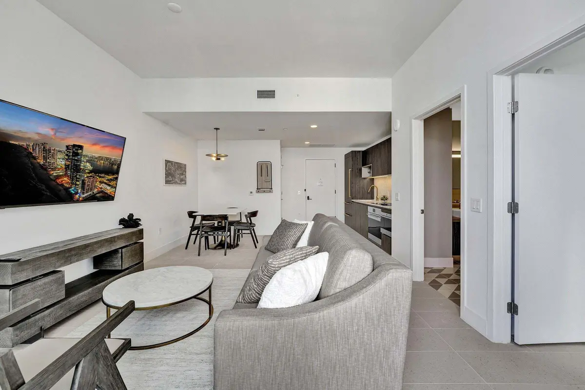 20240920143613888834000000-o at 159 NE 6th Street 4813, Miami