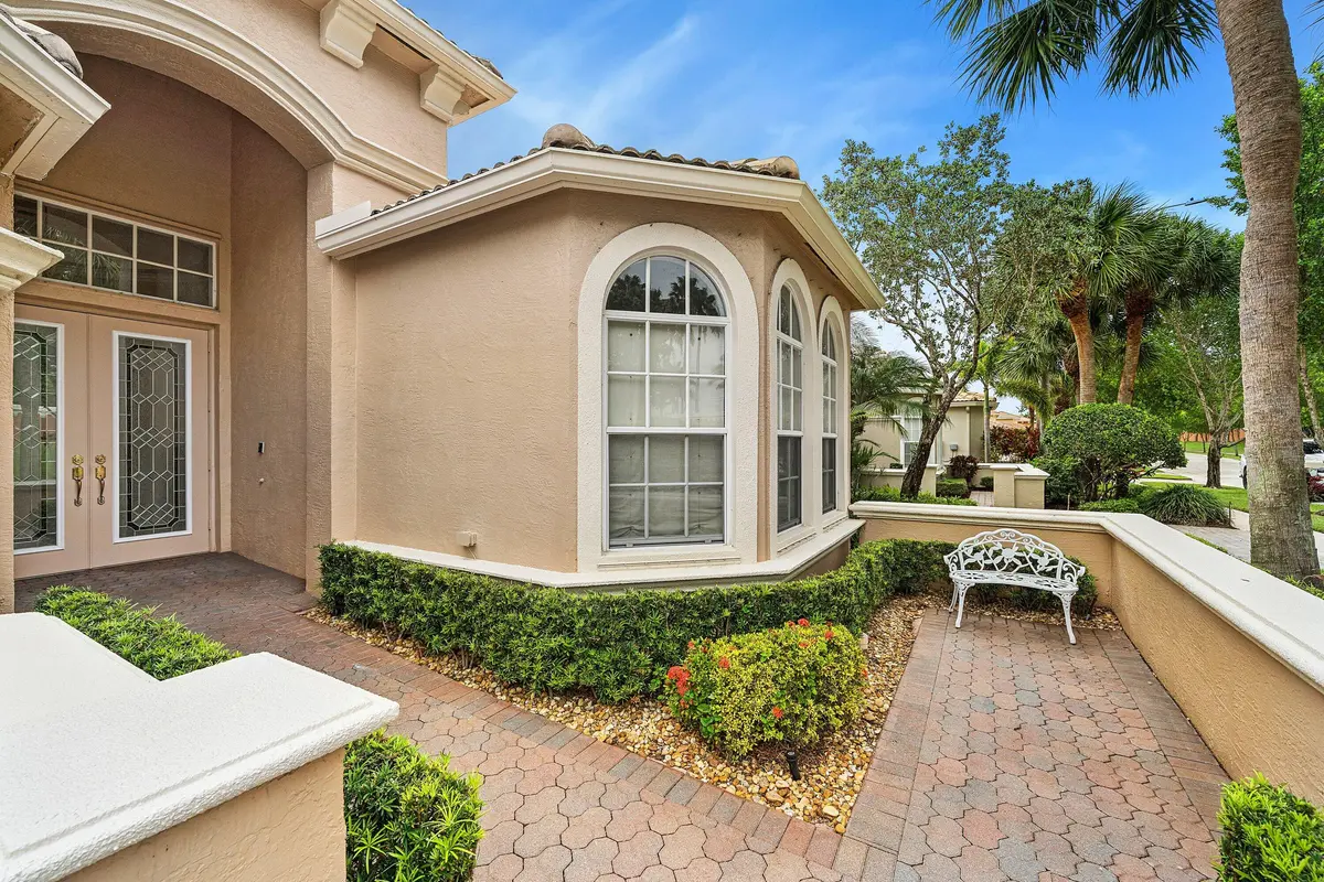 004-8769ViaGrandeEast-Wellington-FL-3341 at 8769 Via Grande, Wellington