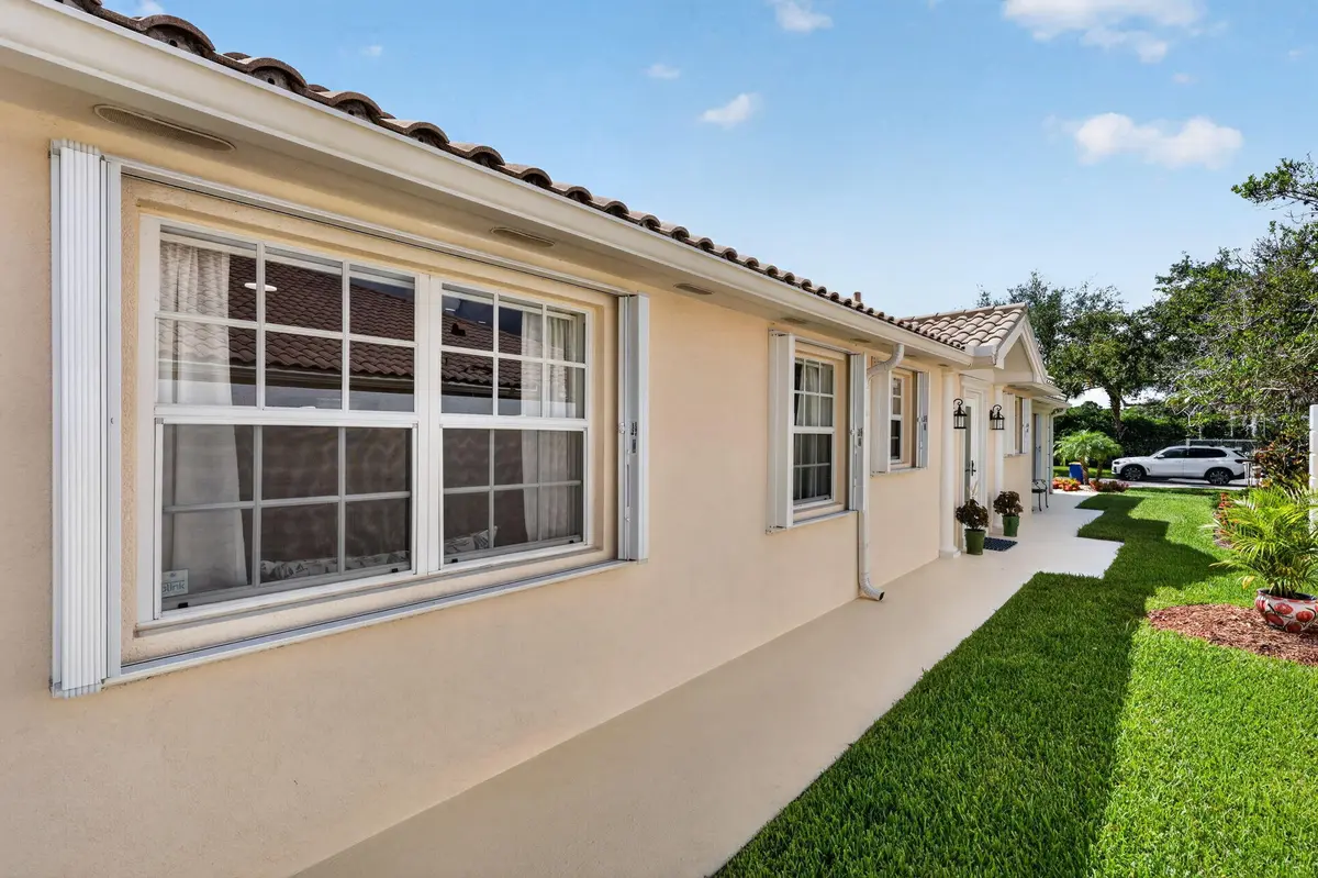 6-web-or-mls-_MLP7530 at 3466 SE Glacier Terrace, Hobe Sound