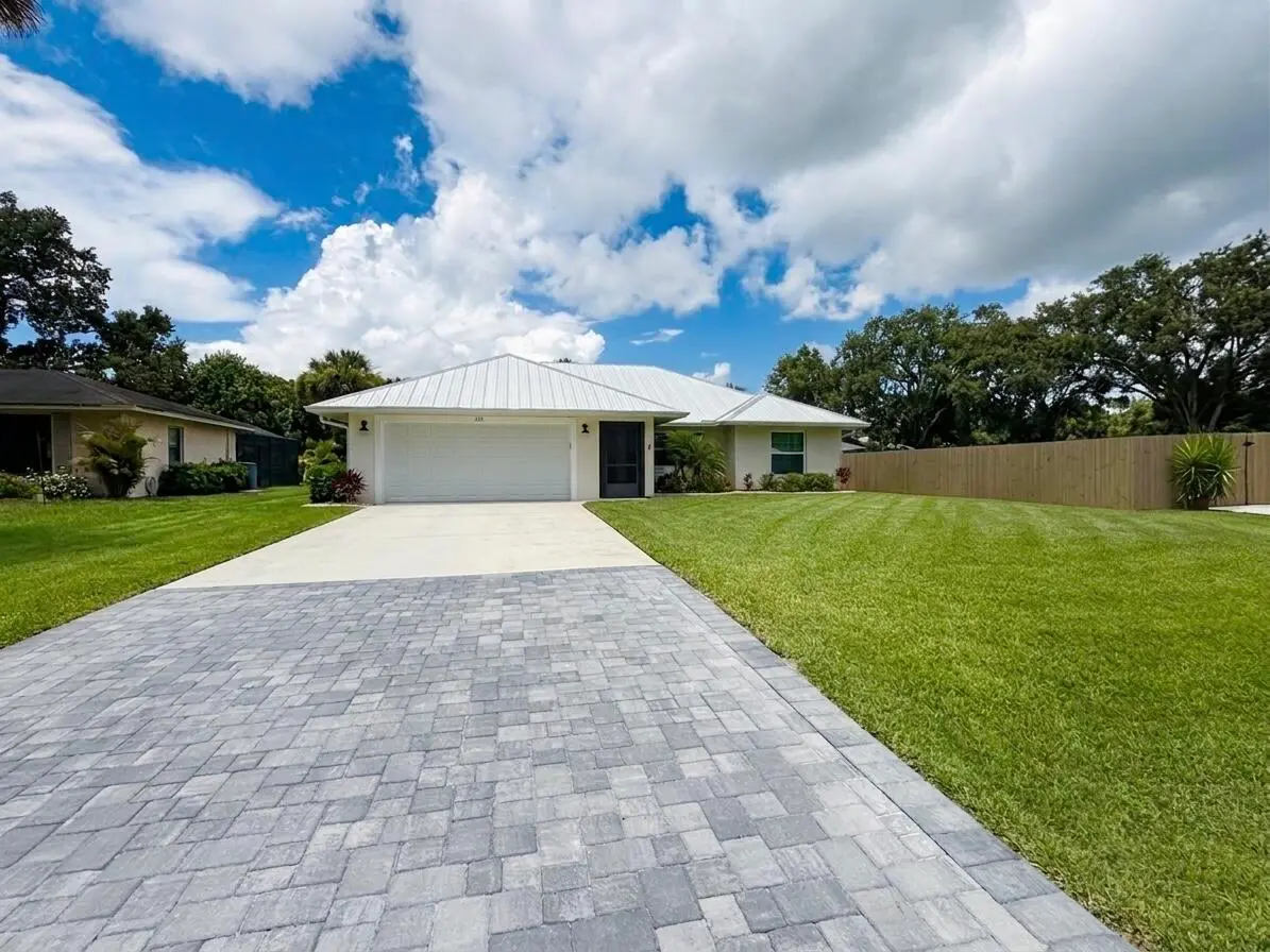 IMG_6051 at 1133 37th Avenue, Vero Beach