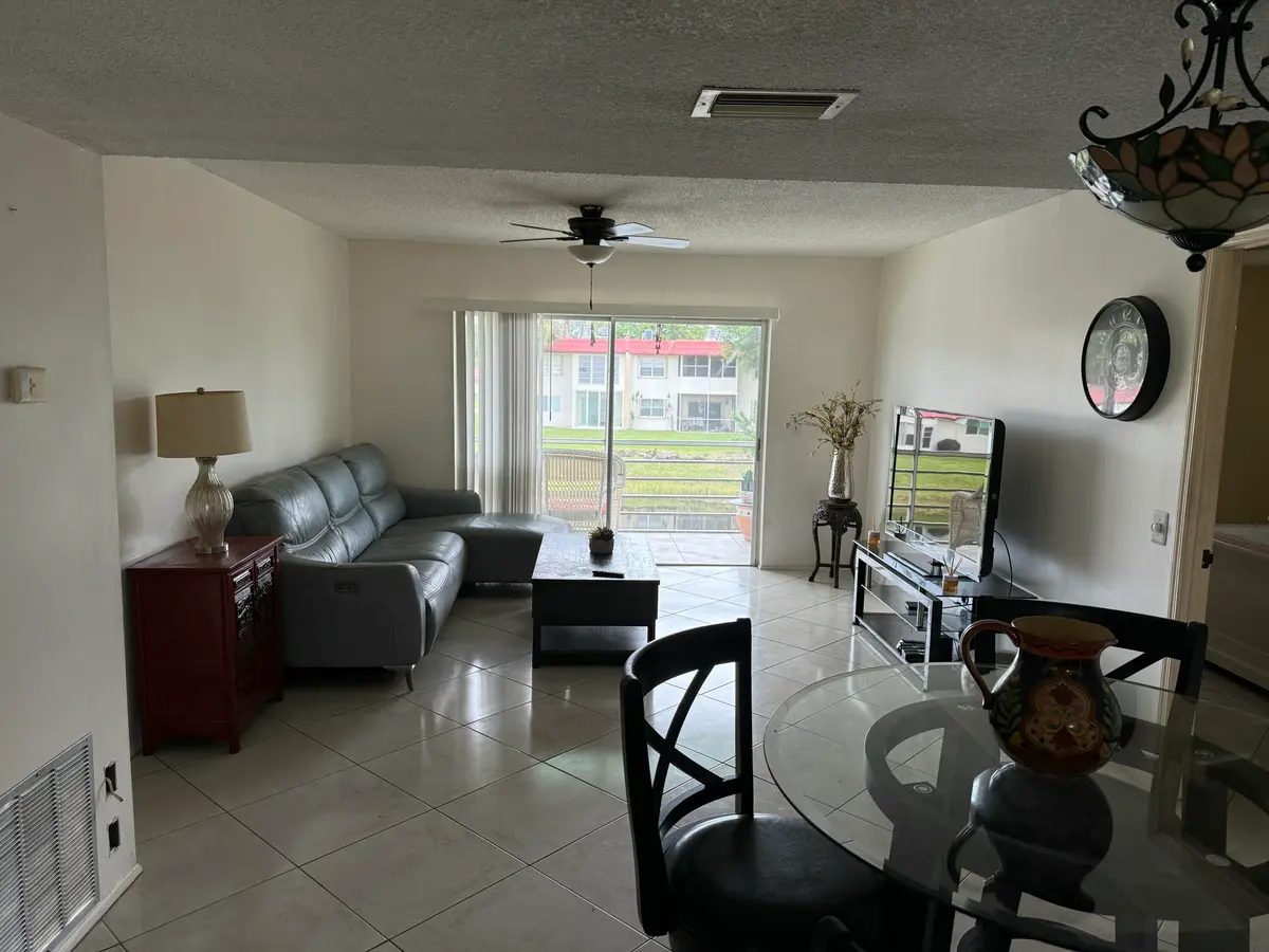 133 lake Carol Drive at 133 Lake Carol Drive 133, West Palm Beach
