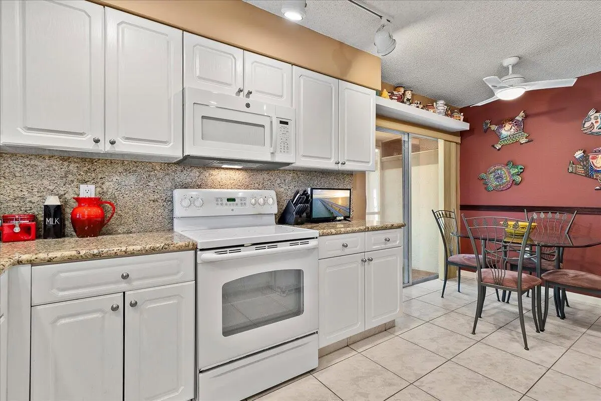 Kitchen at 9927 Seacrest Circle 102, Boynton Beach