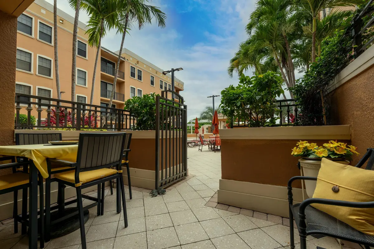 003_Spacious private patio at 511 Lucerne Avenue 312, Lake Worth Beach