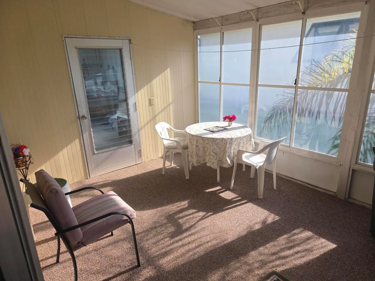 floridaroom 1 at 6937 SE Delegate Street, Hobe Sound