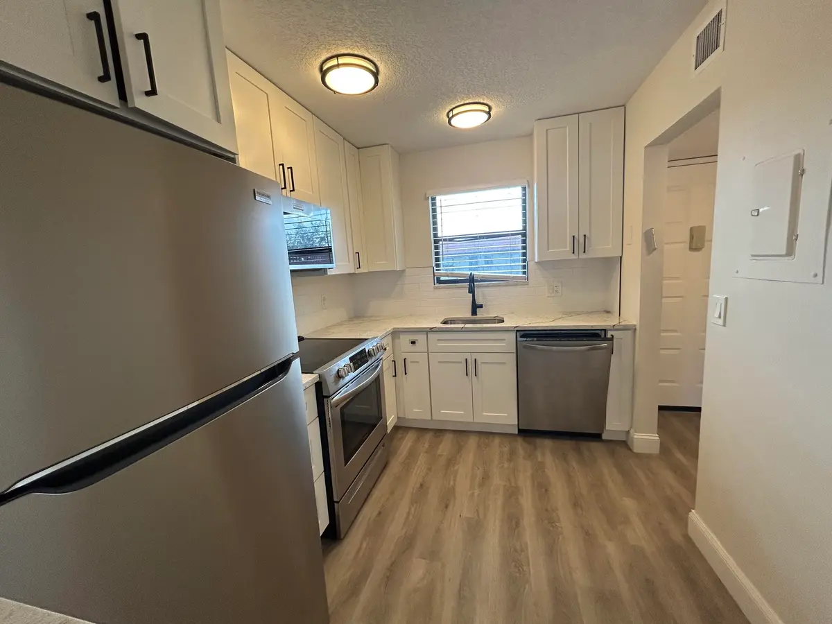 6. the kitchen at 21906 Lake Forest Circle APT 205, Boca Raton