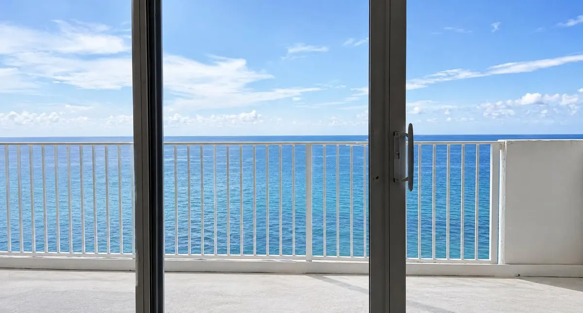 View at 3000 S Ocean Boulevard 1404, Boca Raton