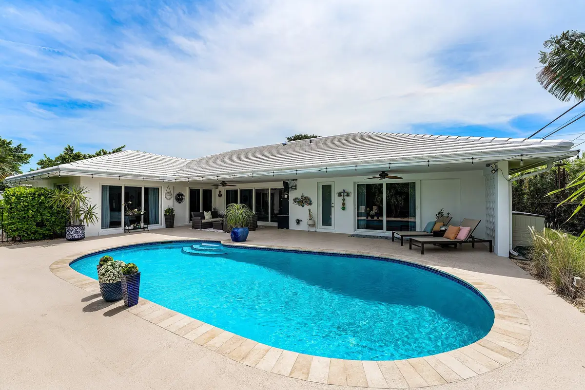 Walnut Terrace at 1298 Walnut Terrace, Boca Raton