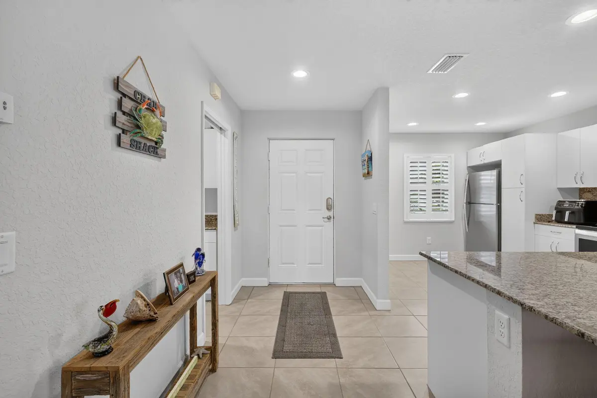 8-web-or-mls-5P1A4405 at 38 Spanish Way, Port St. Lucie
