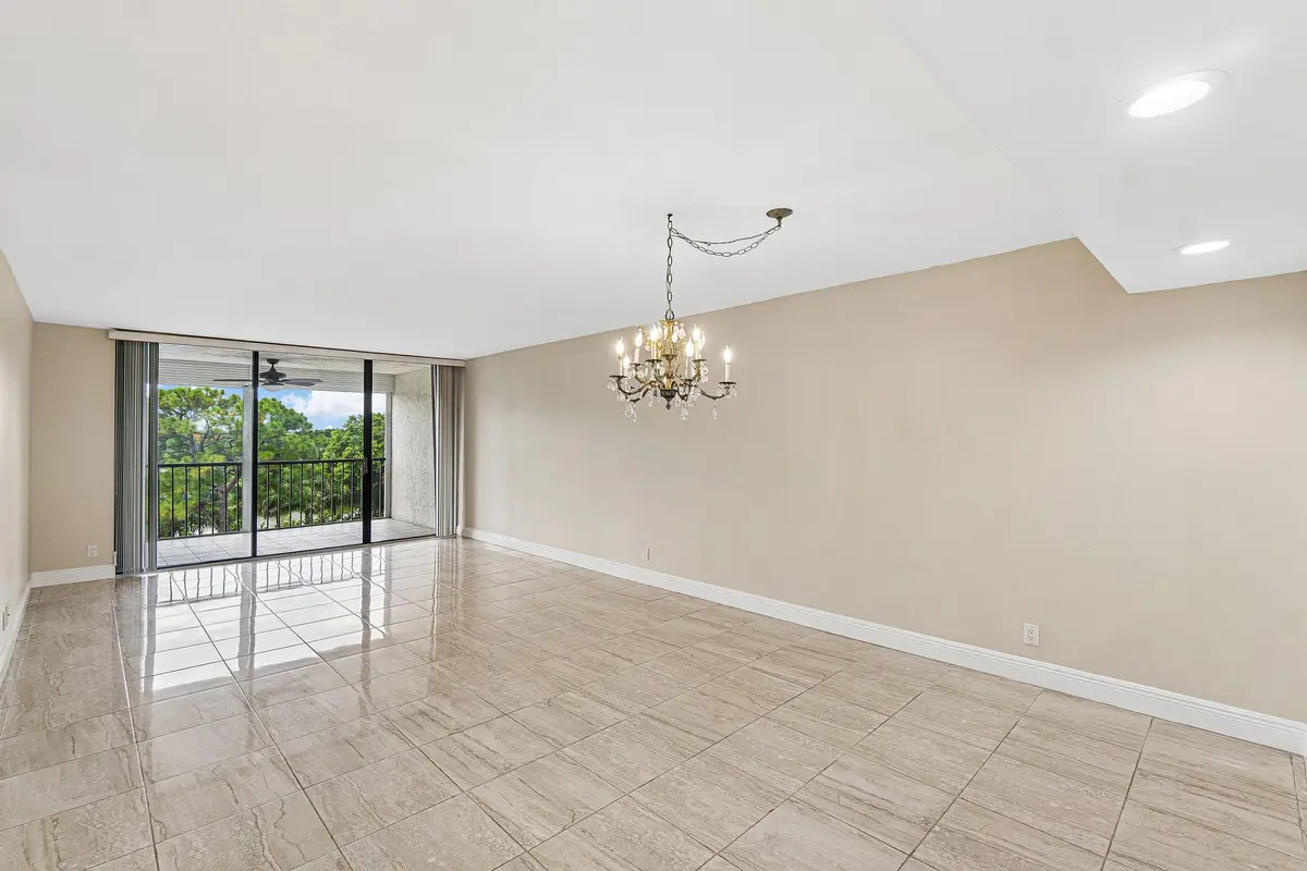 Living room at 6562 BOCA DEL MAR Drive 526, Boca Raton