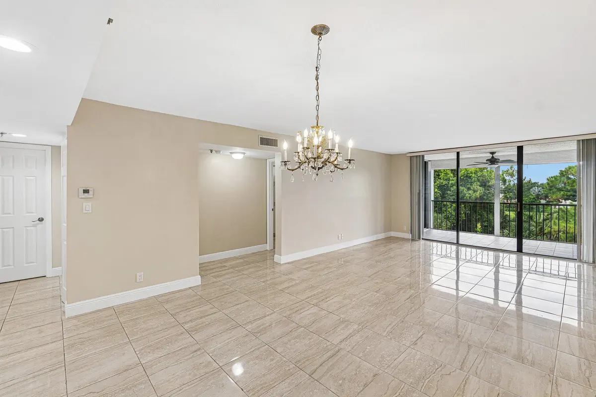 Living room at 6562 BOCA DEL MAR Drive 526, Boca Raton