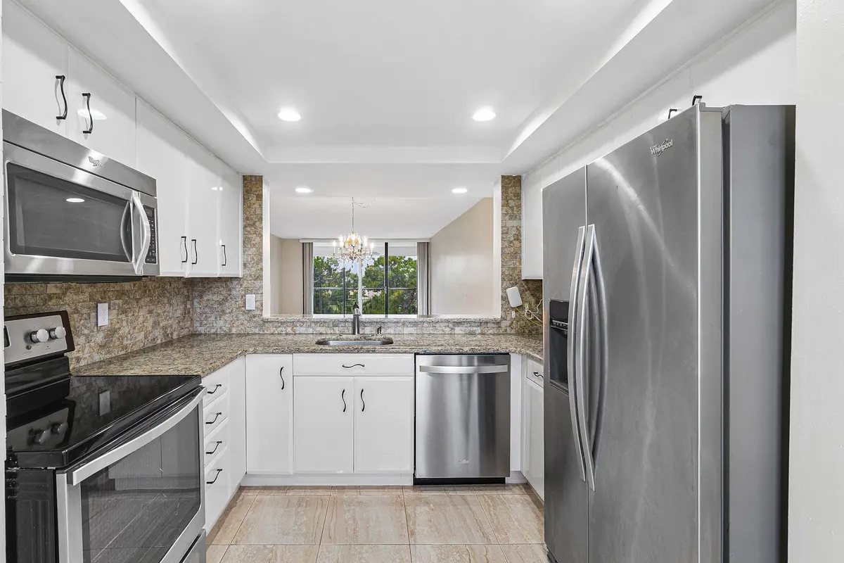 Kitchen at 6562 BOCA DEL MAR Drive 526, Boca Raton