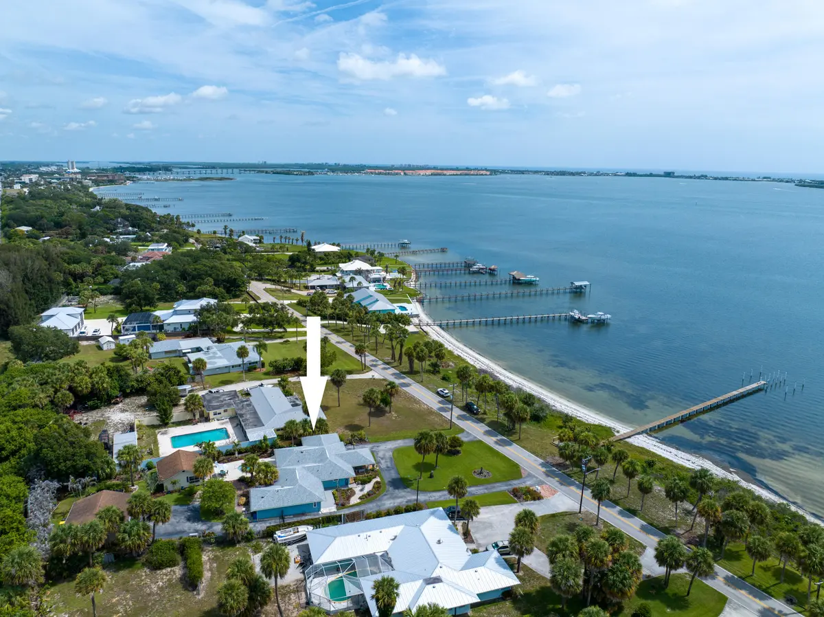 evening-14 at 1711 S Indian River Drive, Fort Pierce