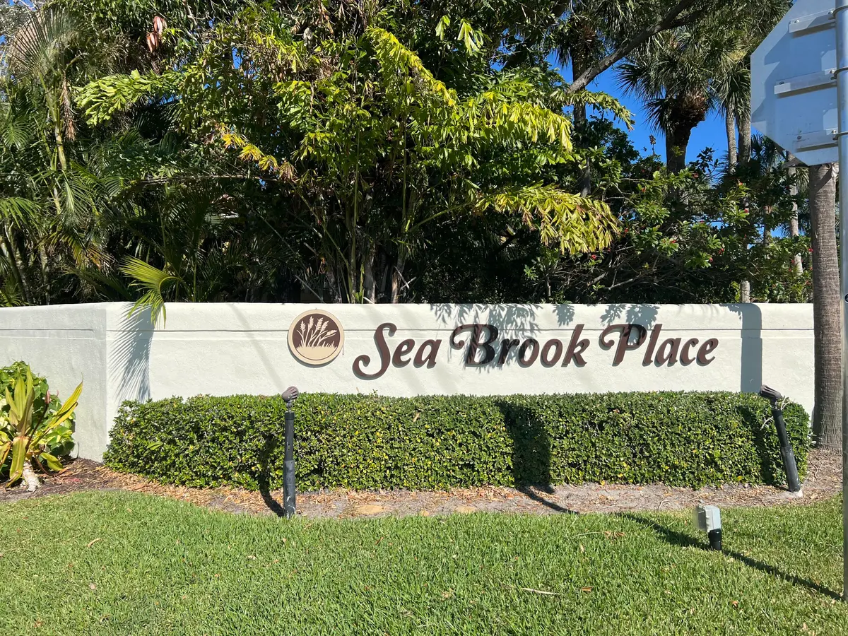 IMG_4611 at 169 Seabreeze Circle, Jupiter