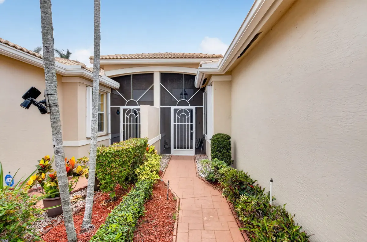 entry walkway at 10632 Royal Caribbean Circle, Boynton Beach