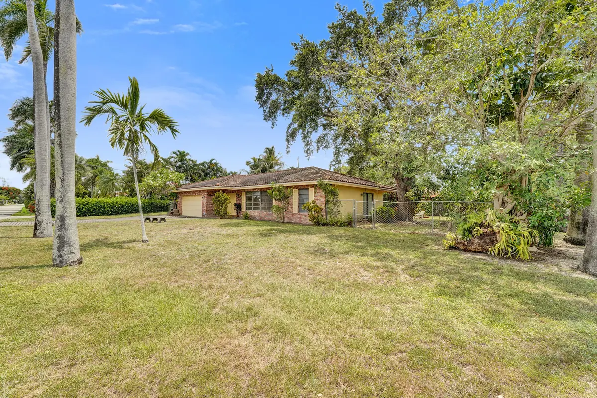 Exterior at 3530 NE 25th Terrace, Fort Lauderdale