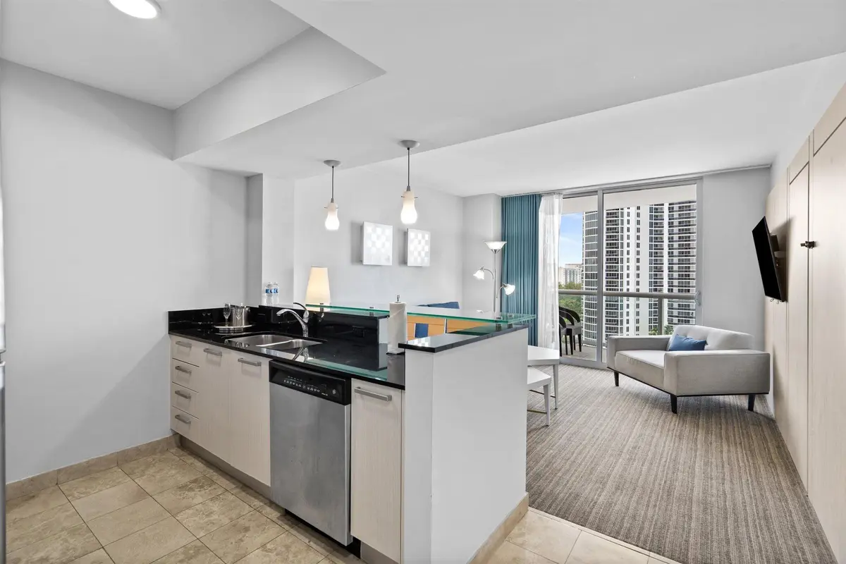 02-2 at 18683 Collins Avenue 1403, Sunny Isles Beach