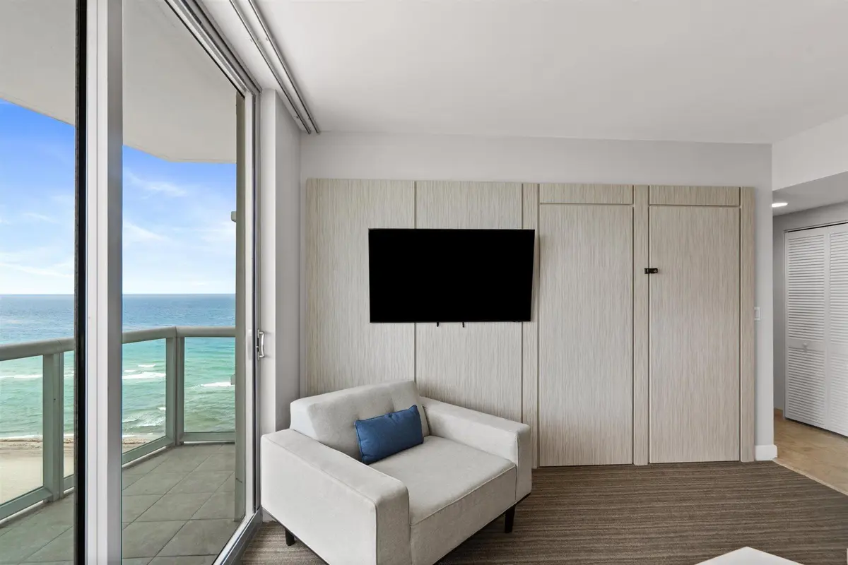 09-9 at 18683 Collins Avenue 1403, Sunny Isles Beach