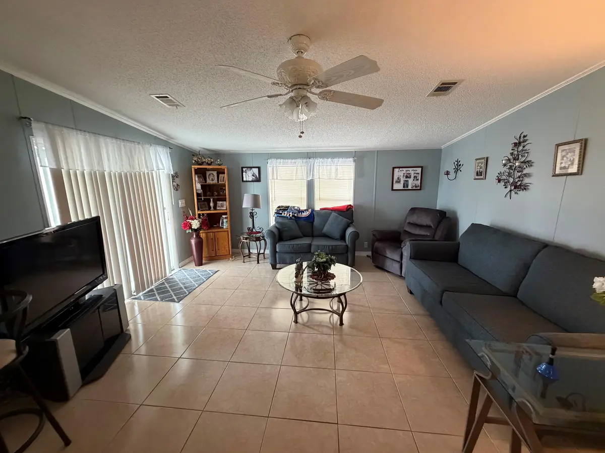 2141 SW 87th Terrace, Davie, FL – photo 7