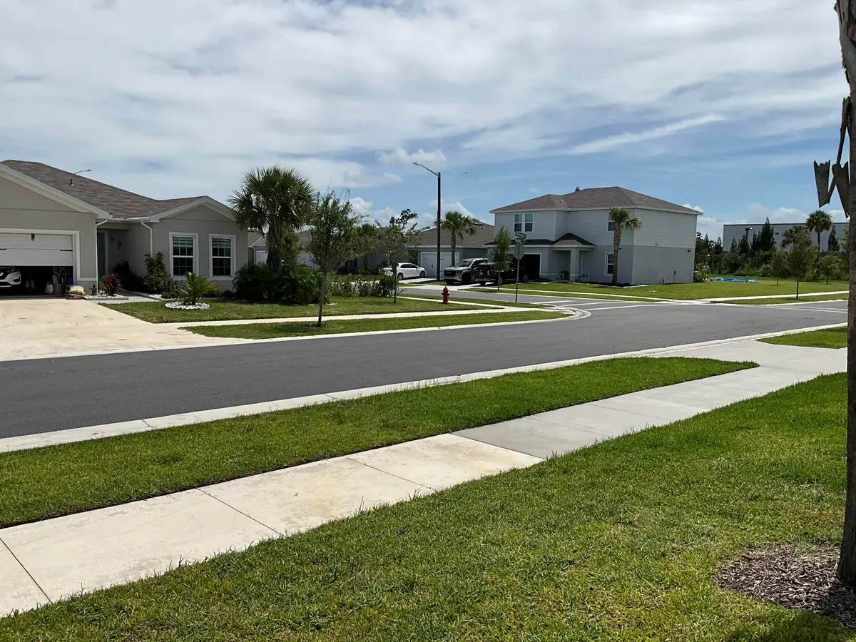 IMG_0130 at 456 Cherimoya Street, Fort Pierce