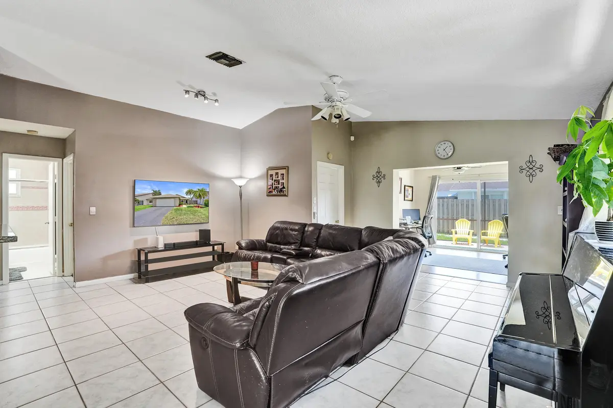 DSC04805 at 8340 SW 41st Street, Davie