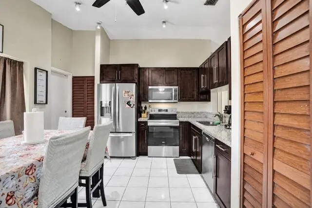 BCBAC7BB-729D-4785-819A-0A5CC31DE1BD at 8340 SW 41st Street, Davie