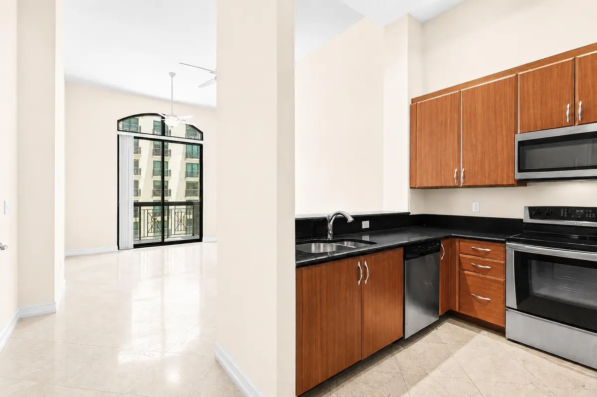 Fabulous Open Floor Plan at 701 S Olive Avenue 320, West Palm Beach