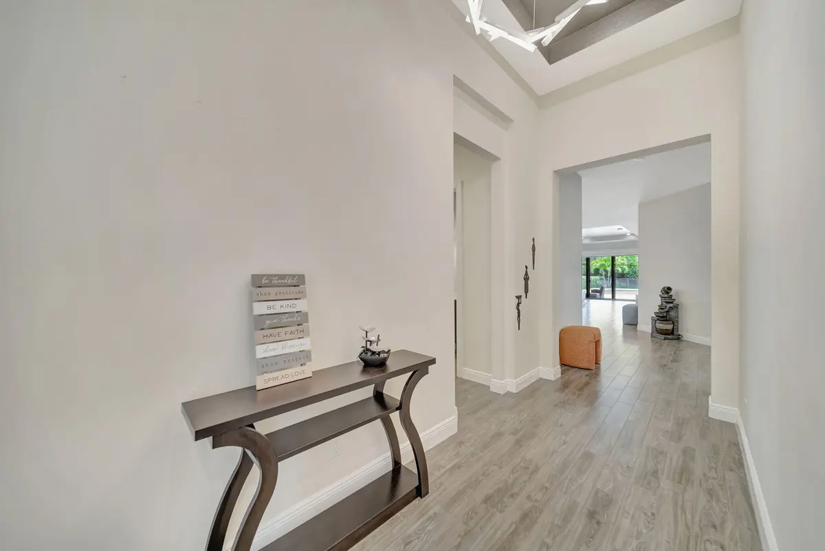 5-web-or-mls-DSC01910 at 8720 E Baypoint Circle, Parkland