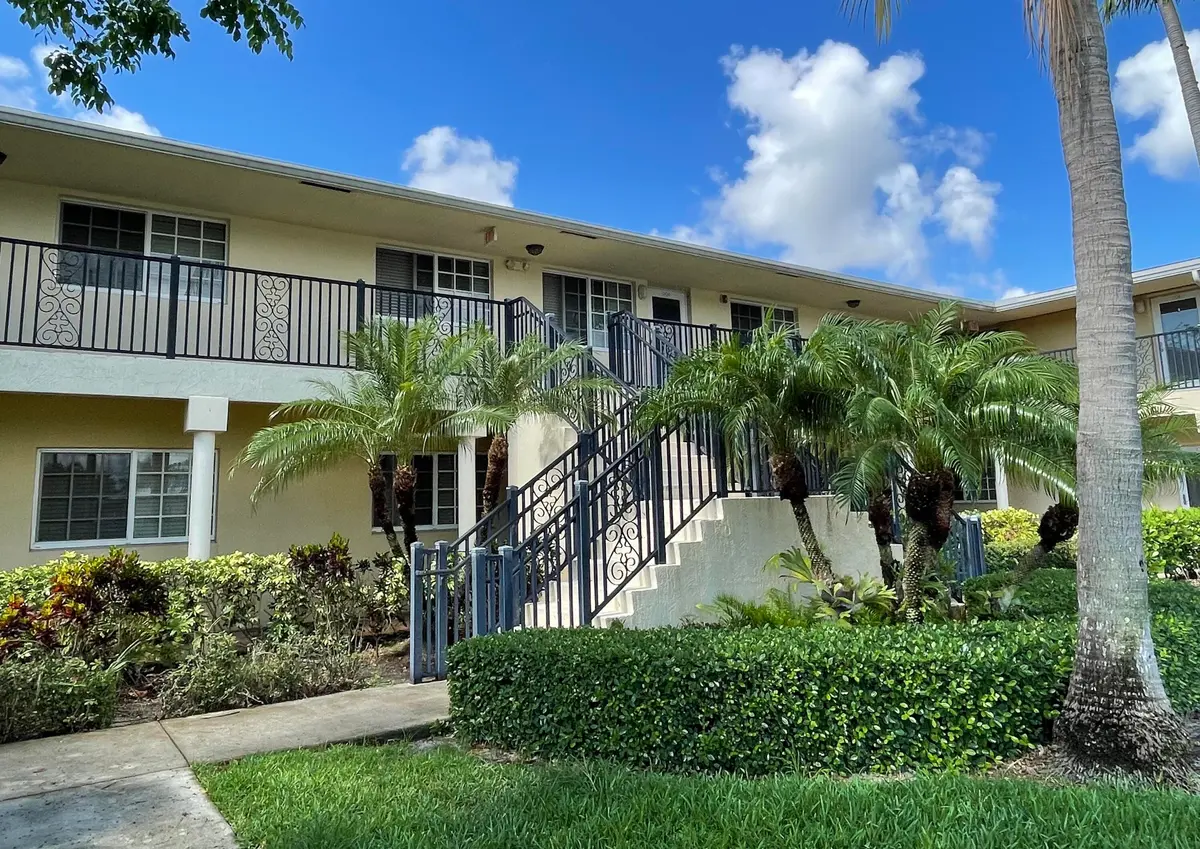 410 SW 15th Street at 410 SW 15th Street 206, Pompano Beach