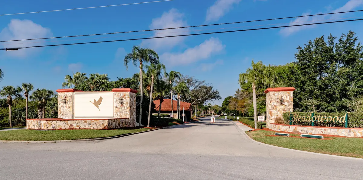 WELCOME TO MEADOWOOD... at 9460 Meadowood Drive 104, Fort Pierce