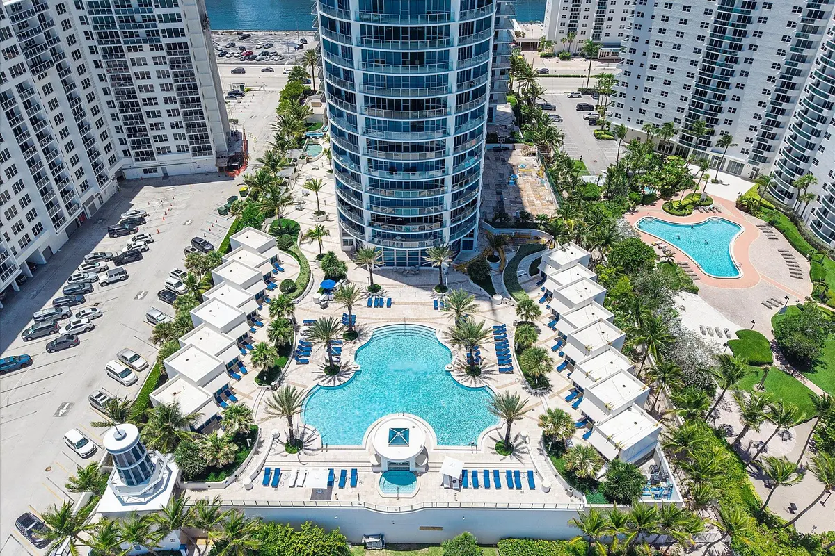 67-3101 S Ocean Dr apt 2707_061 at 3101 S Ocean Drive 2707, Hollywood