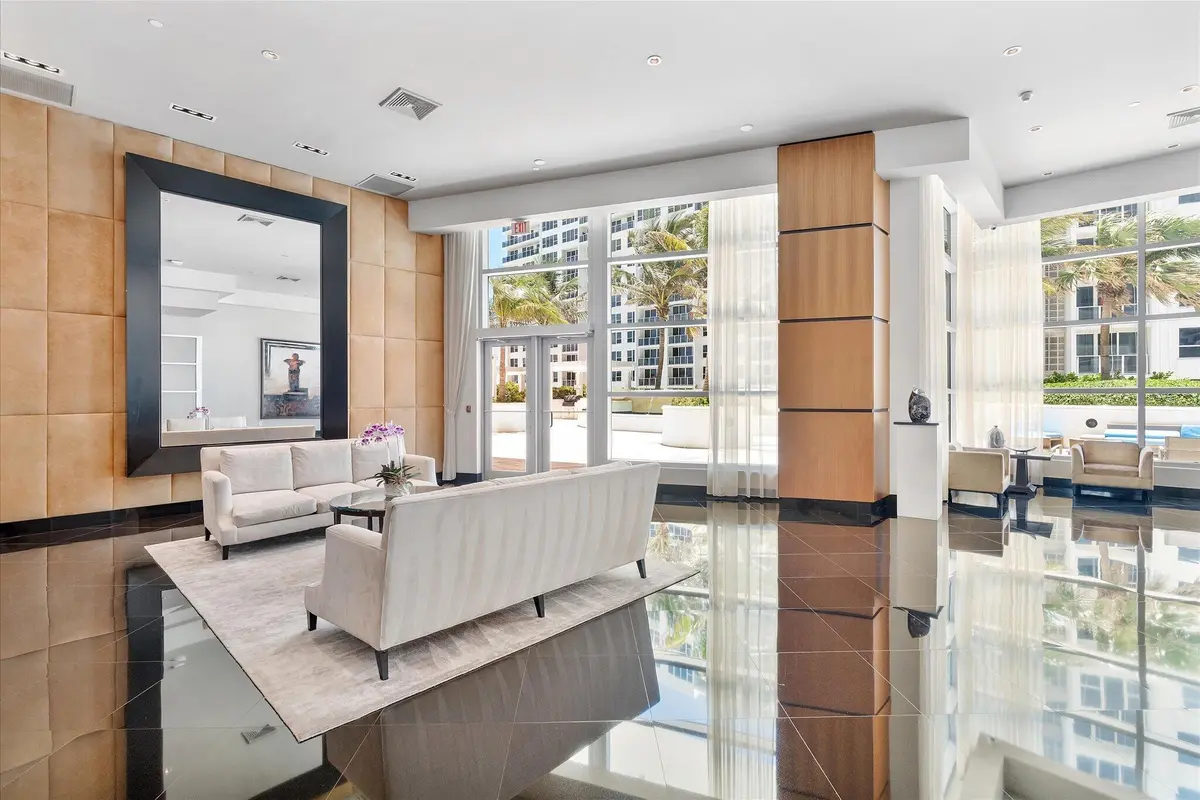 54-3101 S Ocean Dr apt 2707_048 at 3101 S Ocean Drive 2707, Hollywood