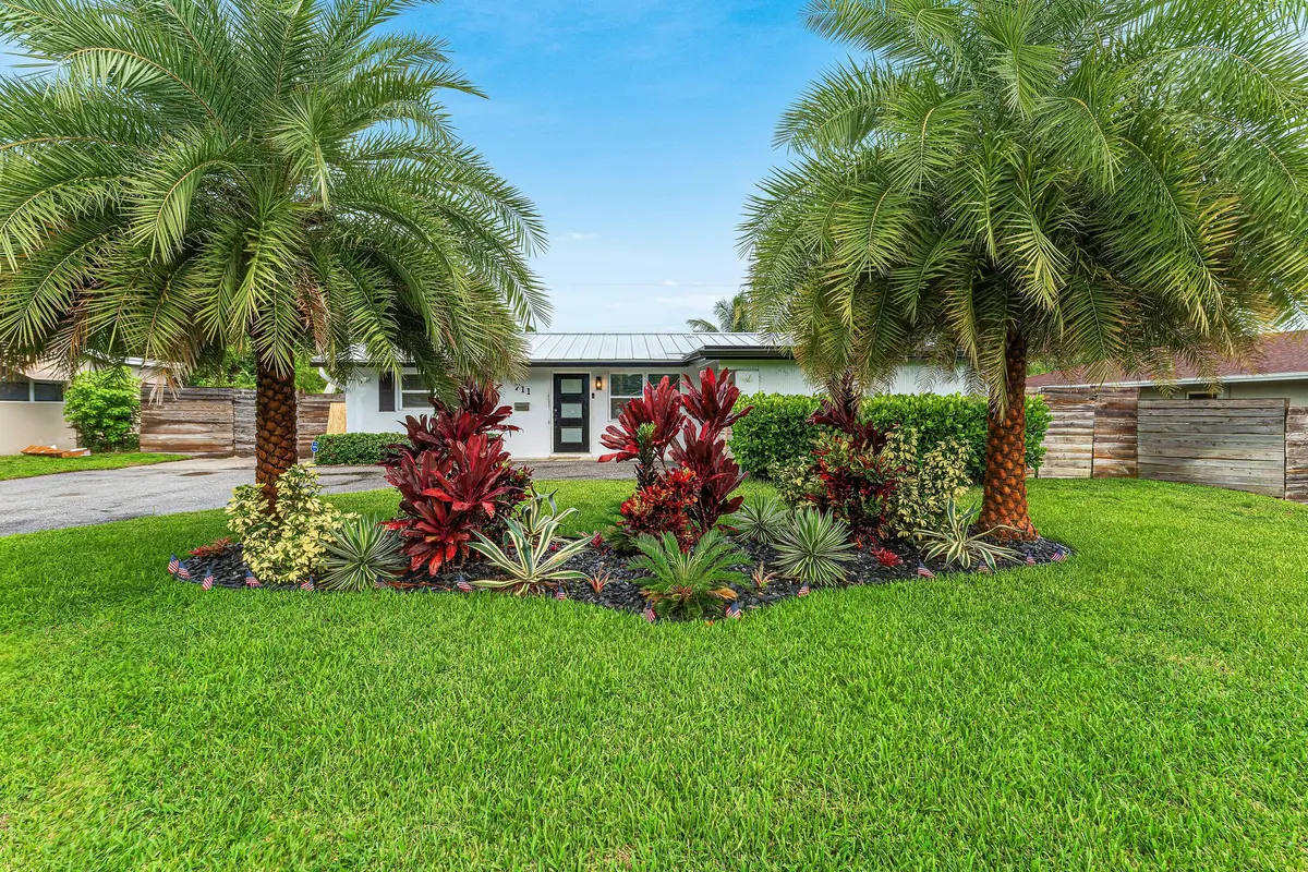 003-711LaurelDrive-WestPalmBeach-FL-3340 at 711 Laurel Drive, Lake Park