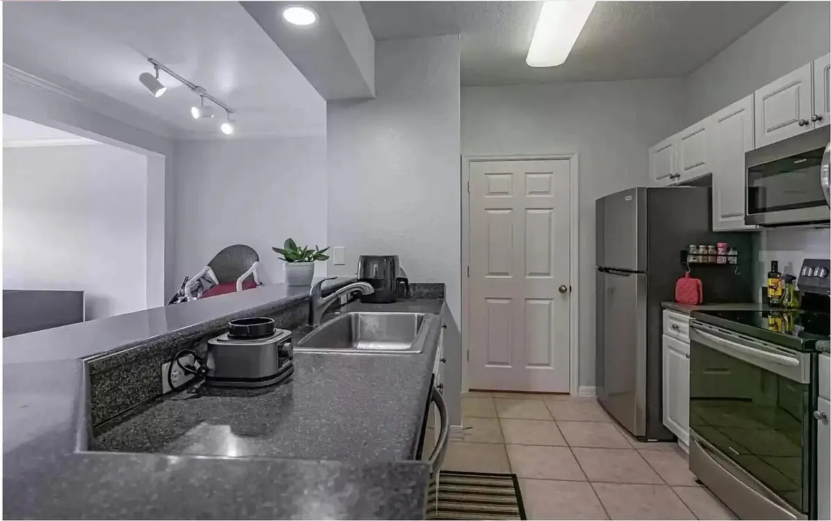 Kitchen at 2308 57th Circle 2308, Vero Beach