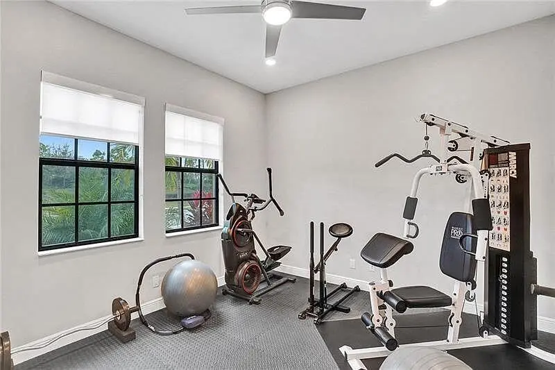 f1e91b79d09f1537020d664b3f357e65-uncropp at 11720 Waterway Circle, Parkland